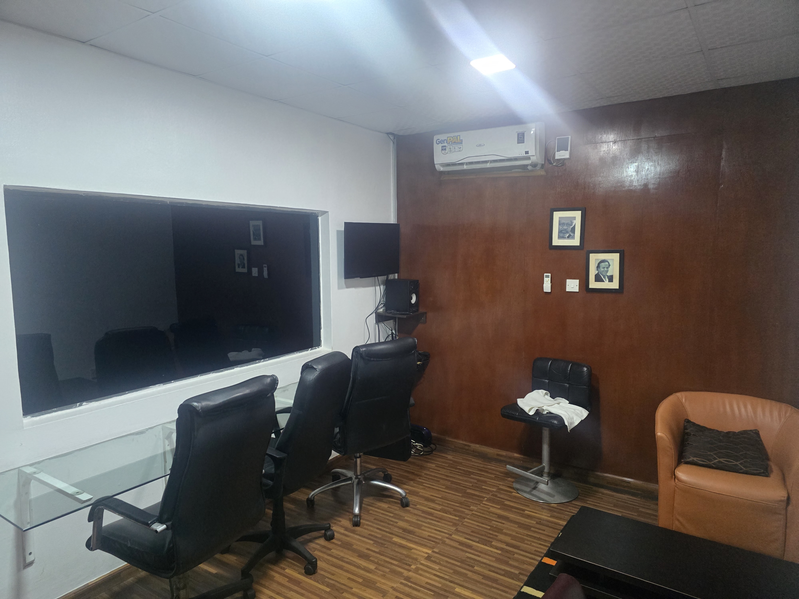 Focus group room setup